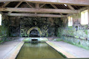 Lavoir in L'Isle-sur-Serein