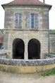 Lavoir in Civry-sur-Serein