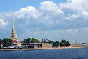   Uitzicht op Peter and Paul Fortress 