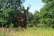   Molen in het groen   