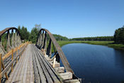   Drie oude spoorbruggen op rij bij Gysinge natuurreservaat         